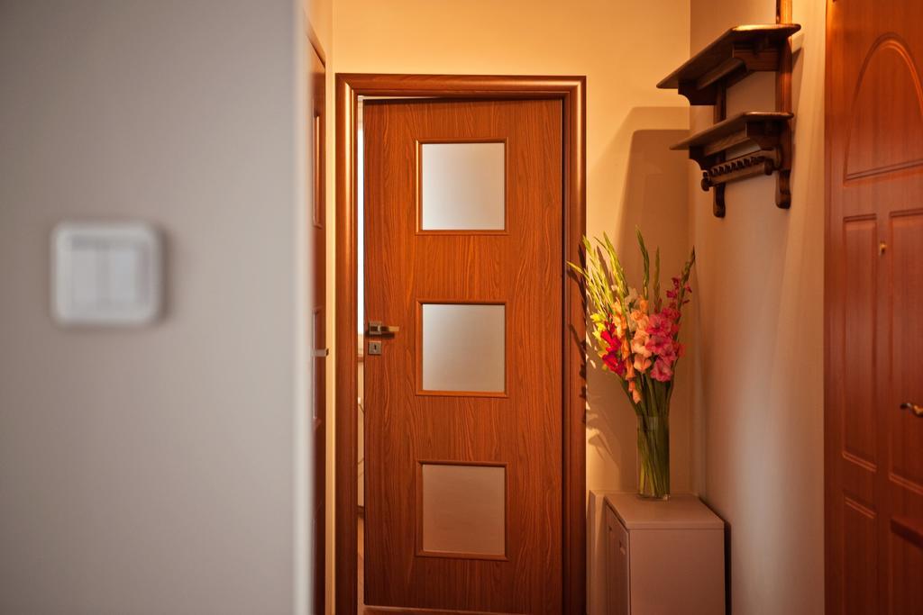 Best Inn Poznan Apartament Wojskowa Phòng bức ảnh