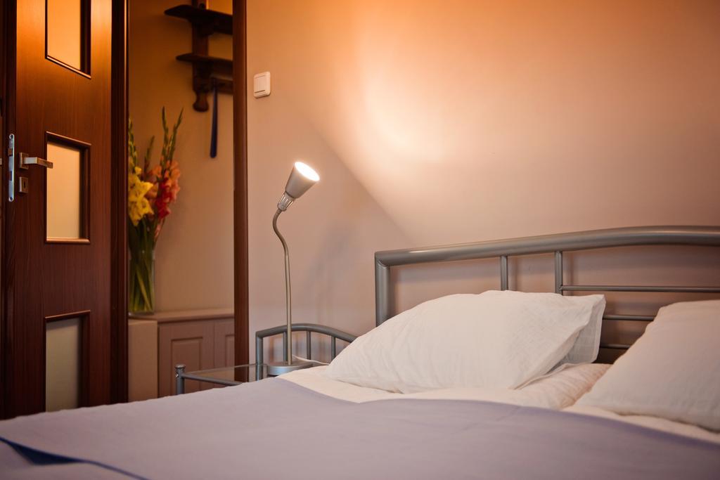Best Inn Poznan Apartament Wojskowa Phòng bức ảnh